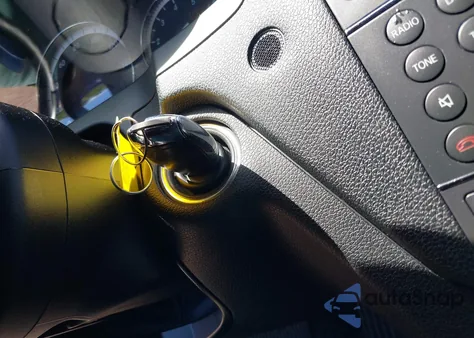 2008 Mercedes-Benz C 300 Luxury/Sport from USA, damaged, VIN WDDGF54X68F018051